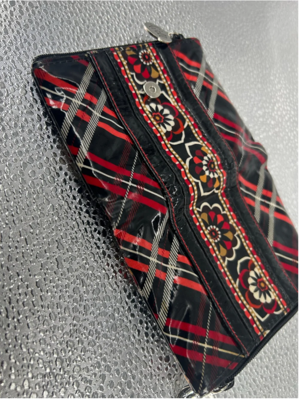 Women's Vera Bradley Plaid Floral Black Red Wallet One Size